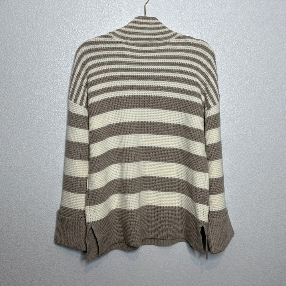 Devotion by Cyrus Gray and Cream Striped Turtleneck Sweater Small